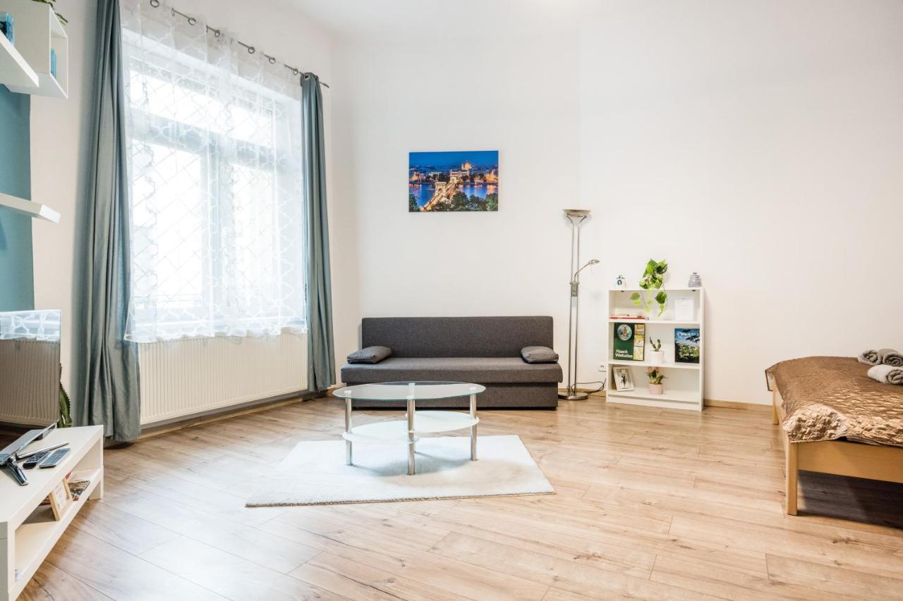 Downtown Tranquility Apartamento Budapeste Exterior foto